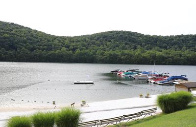Candlewood Trails on candlewood lake